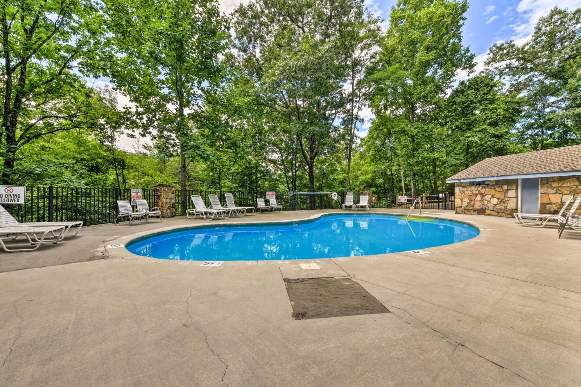 Gatlinburg Cabin With Game Room, Hot Tub And Mtn Views Kültér fotó