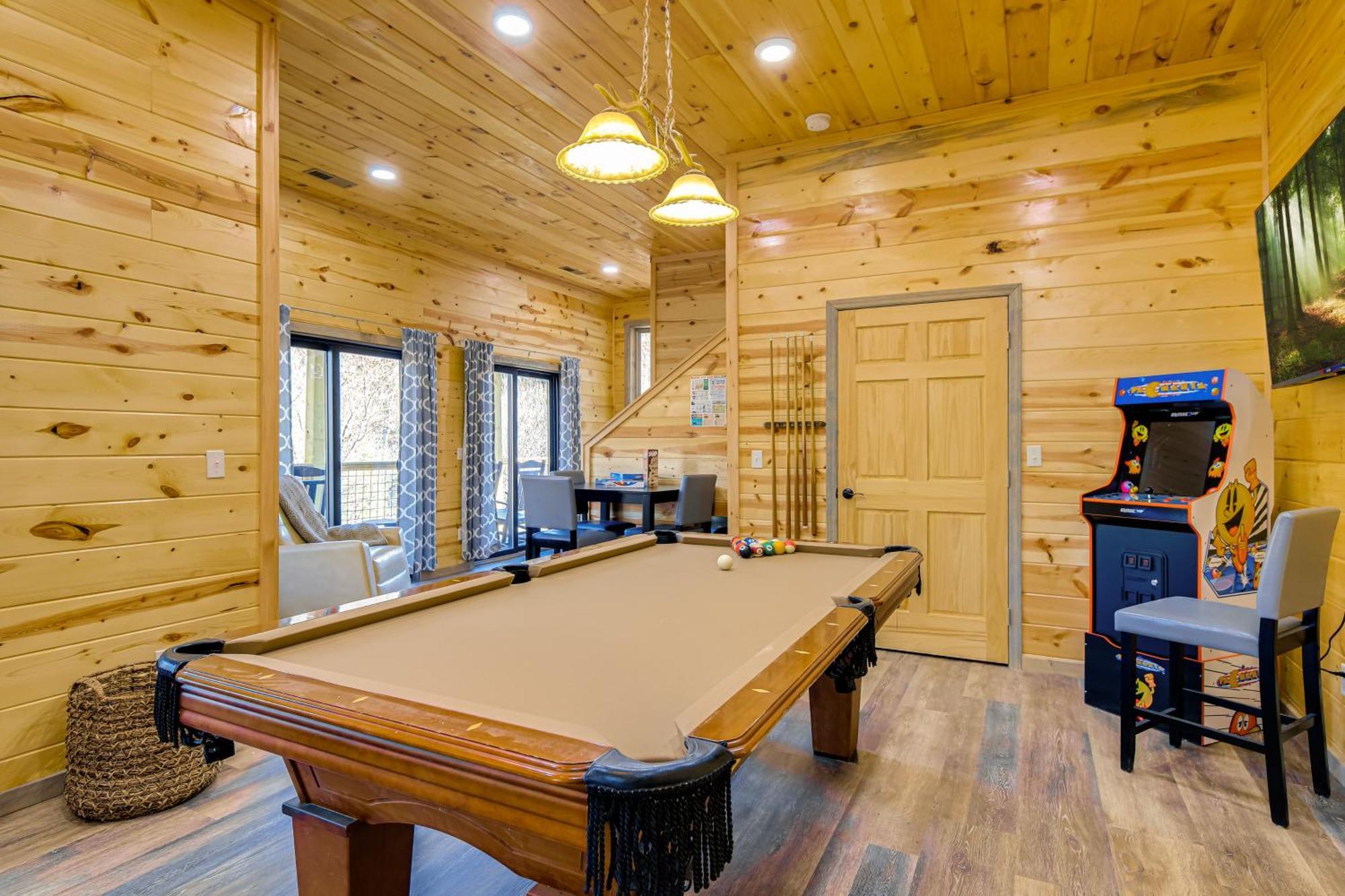 Gatlinburg Cabin With Game Room, Hot Tub And Mtn Views Kültér fotó