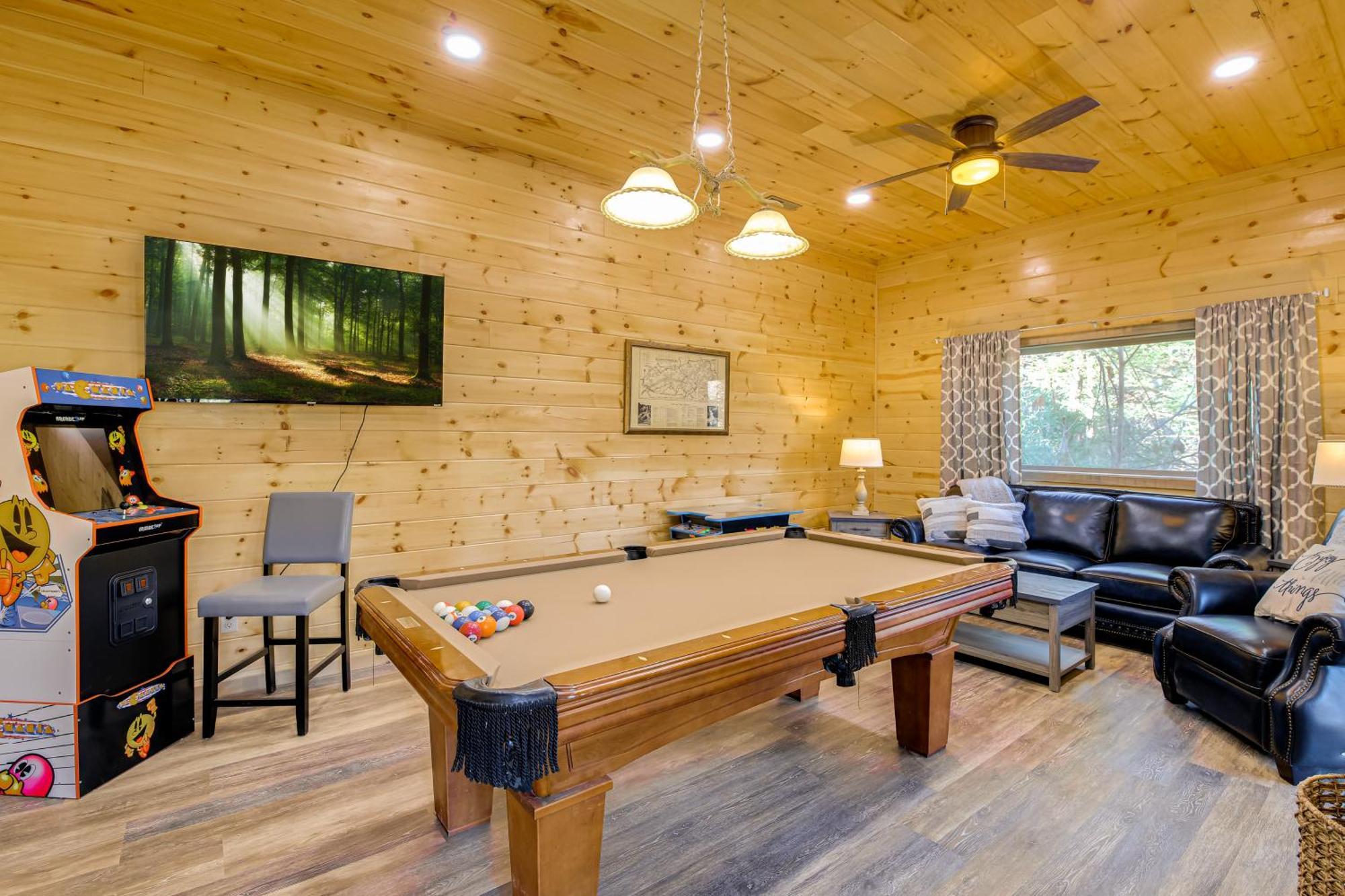 Gatlinburg Cabin With Game Room, Hot Tub And Mtn Views Kültér fotó